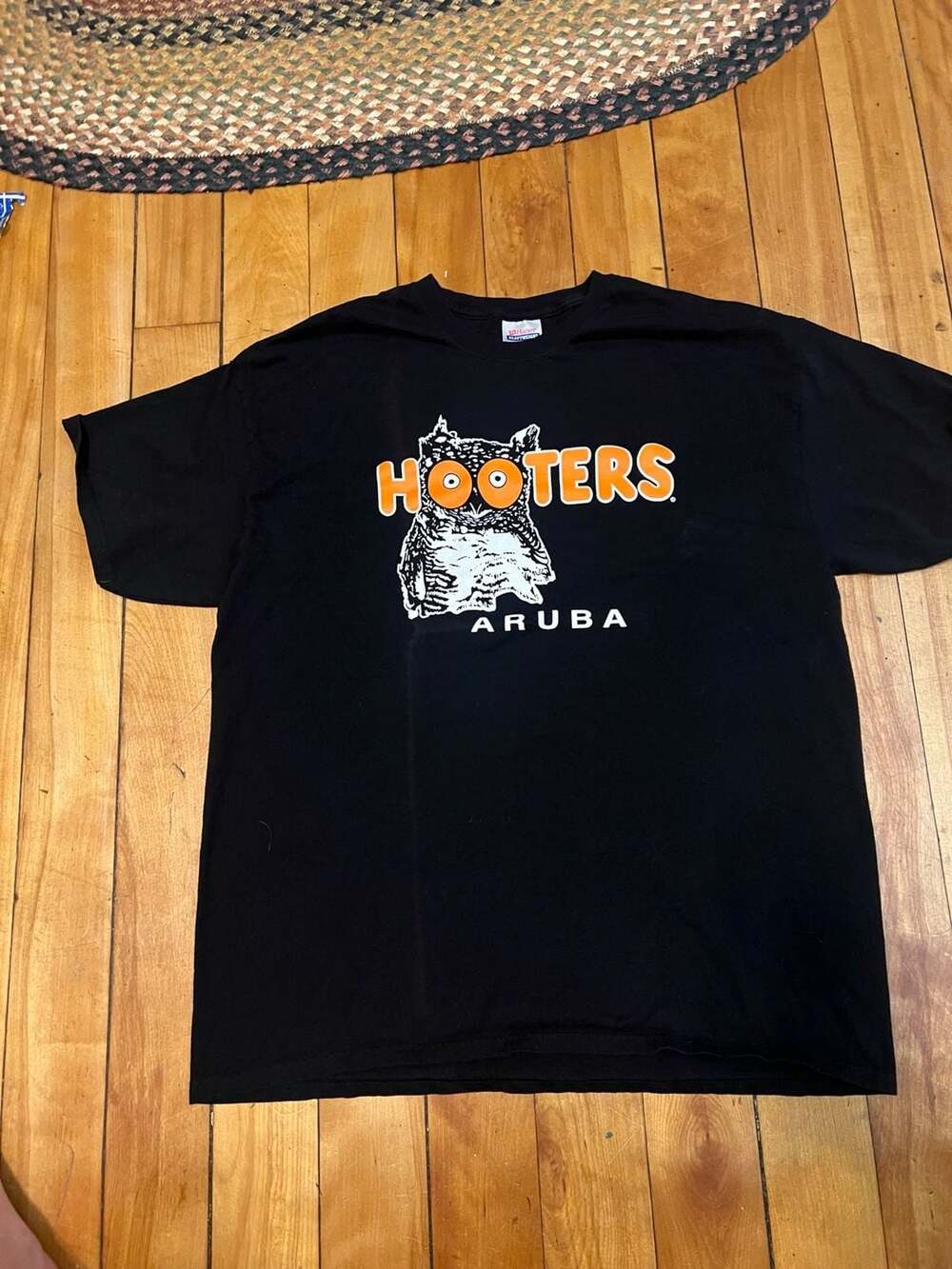 Hooters Aruba Graphic T-Shirt with Back Print